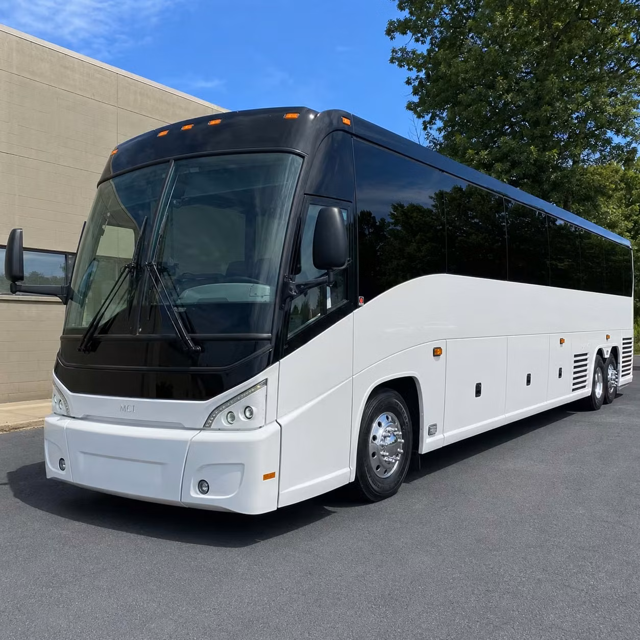 airport transfer and long distance military transportation from macon